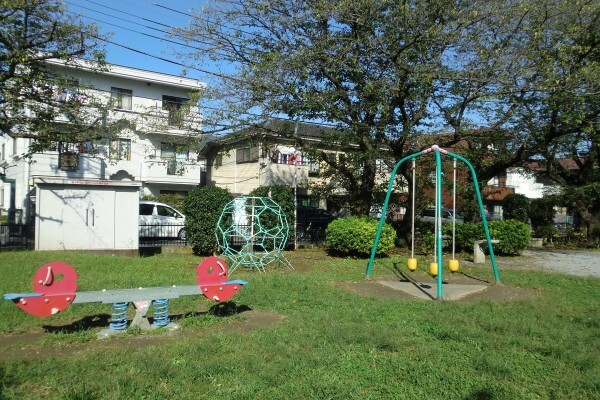 和泉多摩川児童公園　遊具2